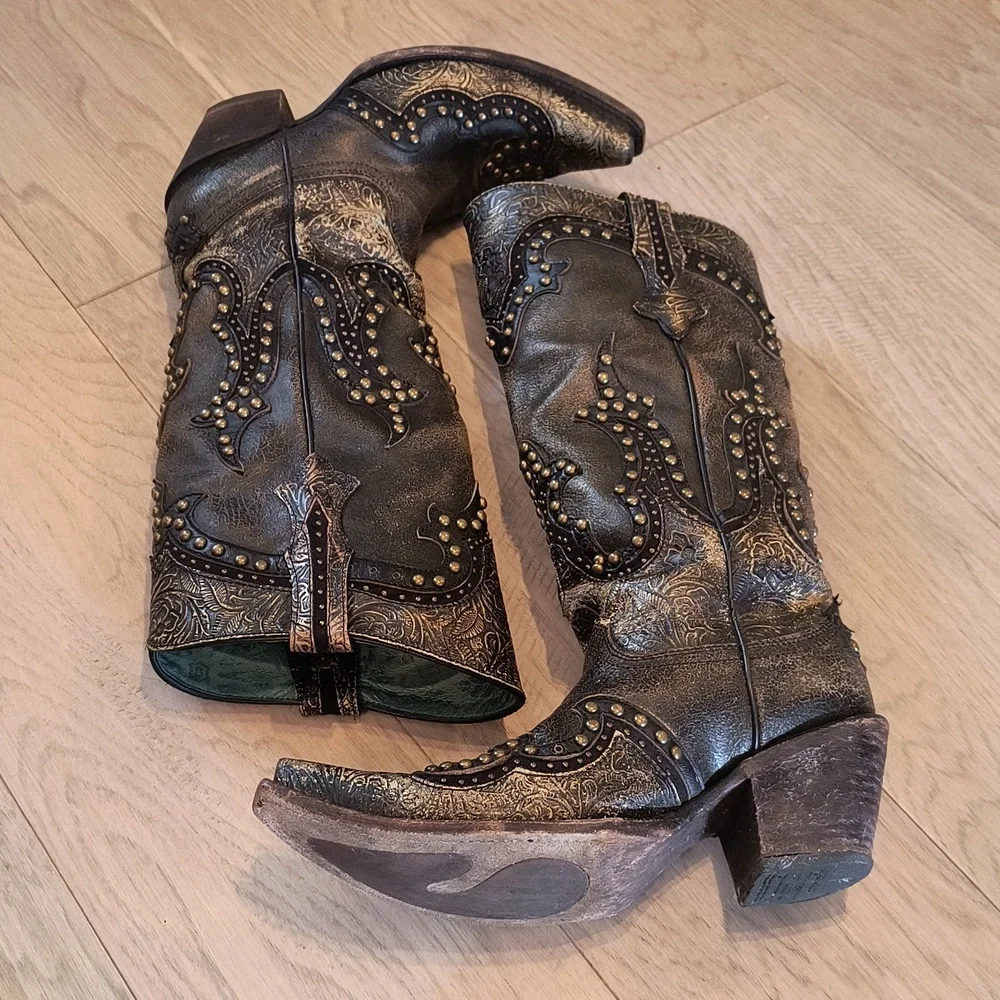 Corral Vintage Boots - Picture 4 of 14